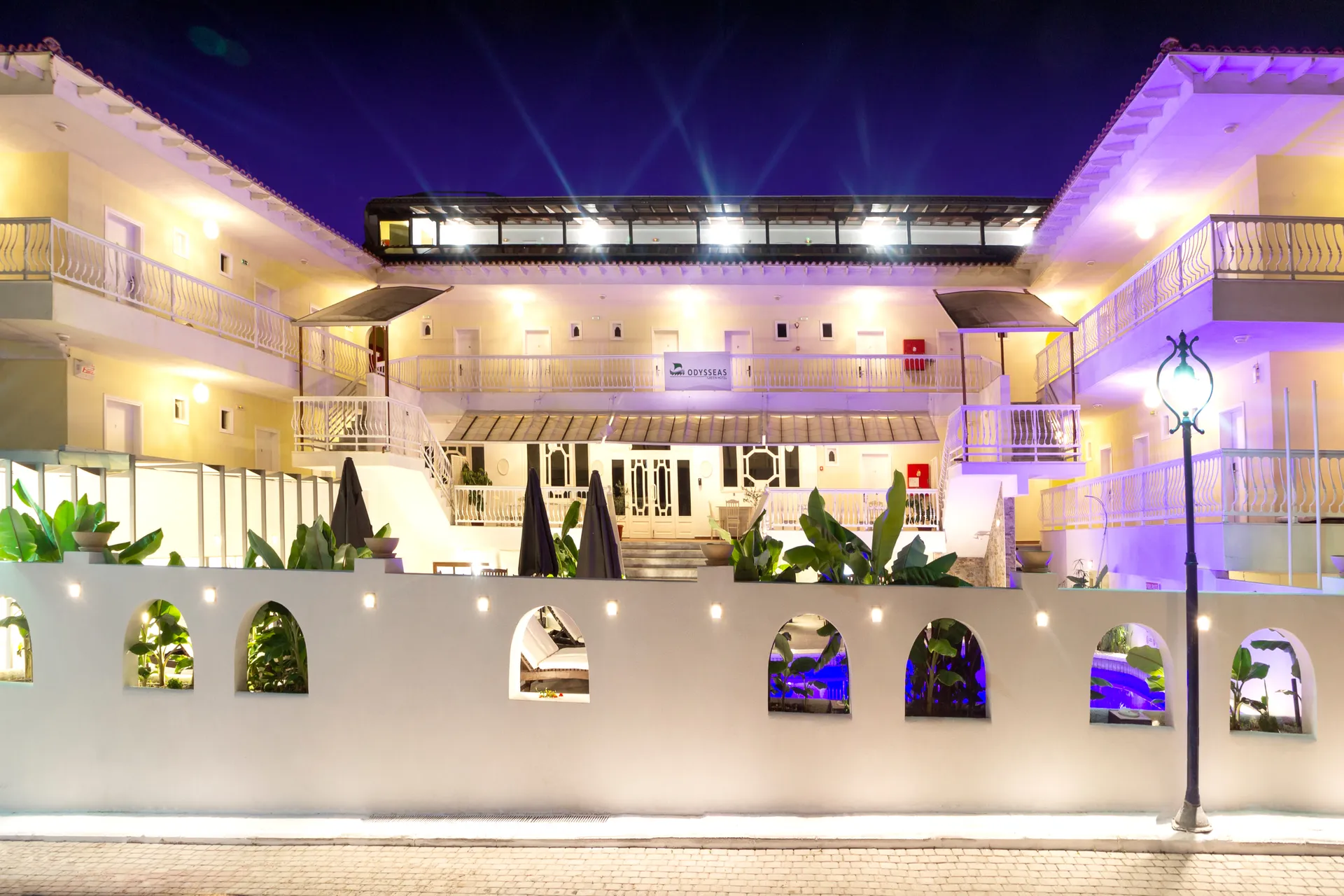 Tiara Holdiays - Hotel Odysseas - hotel